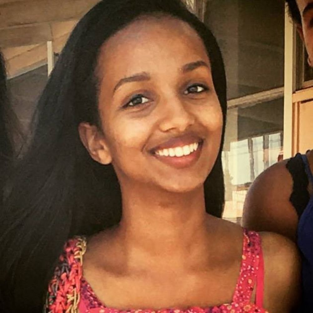 Meet your Posher, Miriam